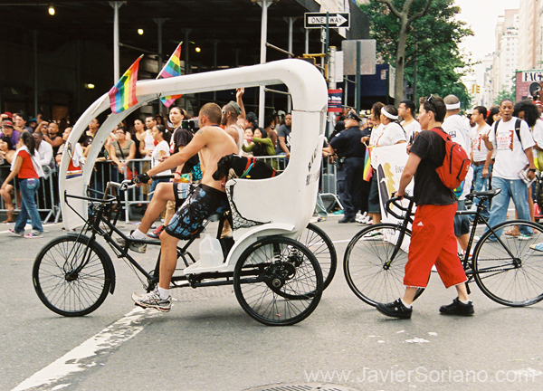 c-new-york-city-lesbian-gay-bisexual-transgender--parade-2009-4