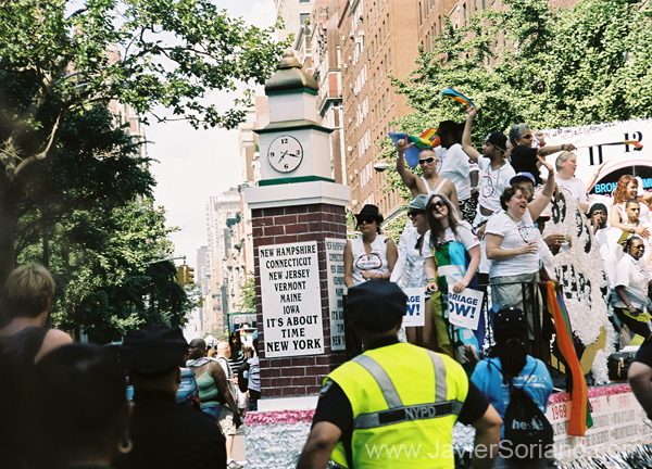 g-nueva-york-desfile-orgullo-lesbico-gay-bisexual-transgenero-2009-4