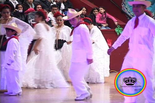 Javier Soriano: Ballet Juventud Azteca - Veracruz. IX Festival Folkl&oacute;rico Mexicano. Bronx, Nueva York. 3-27-2011
